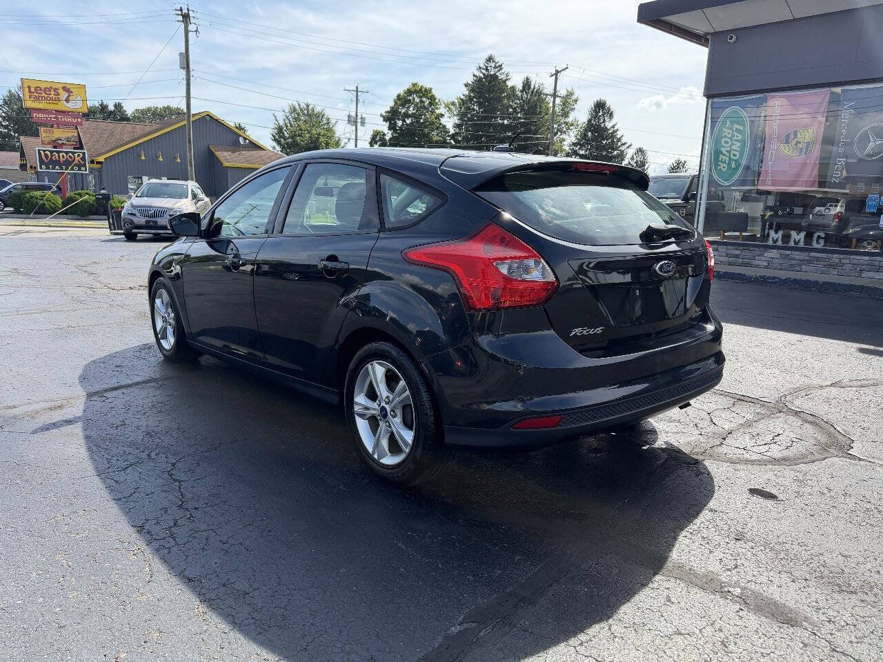 Used 2014 Ford Focus SE FWD image 4