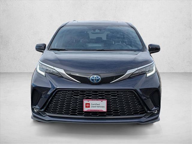 Used 2021 Toyota Sienna XSE image 2