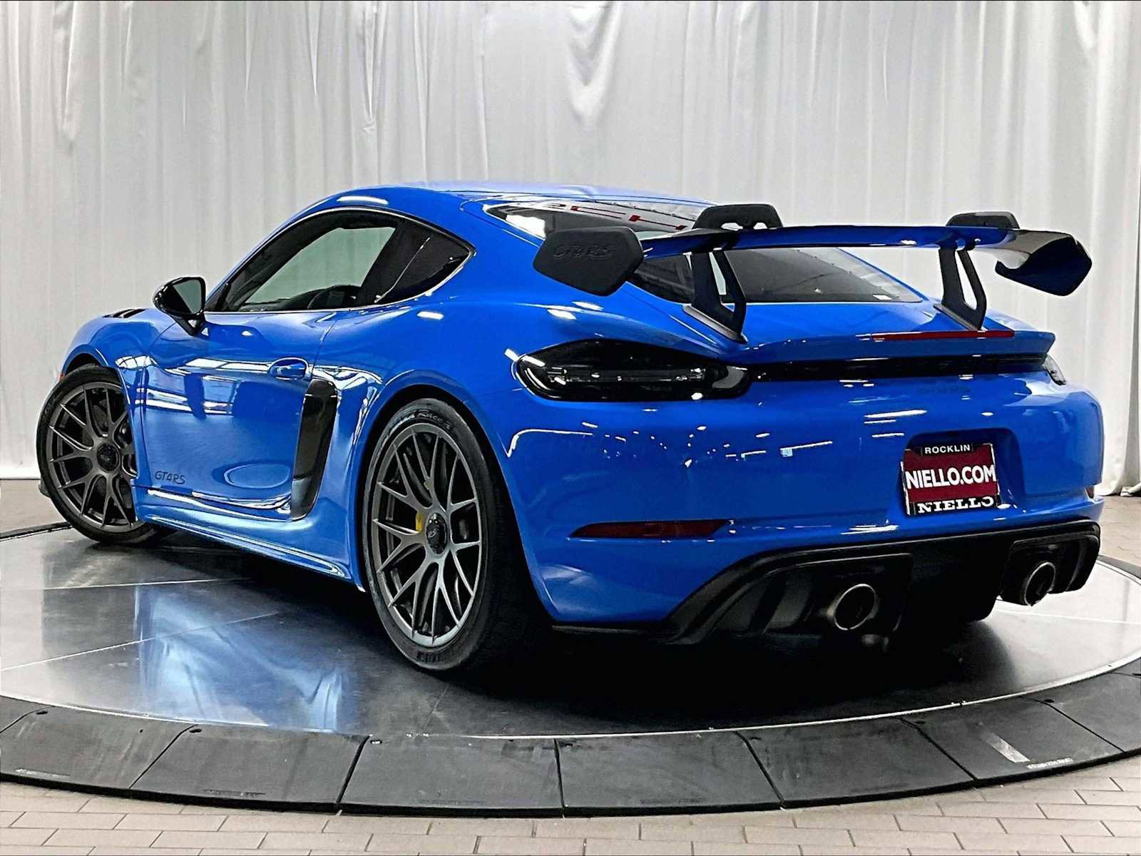 Used 2024 Porsche 718 Cayman GT4 RS RWD image 3