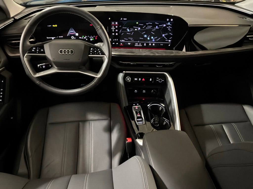 Certified 2025 Audi Q5 Premium w/ Convenience Package image 13