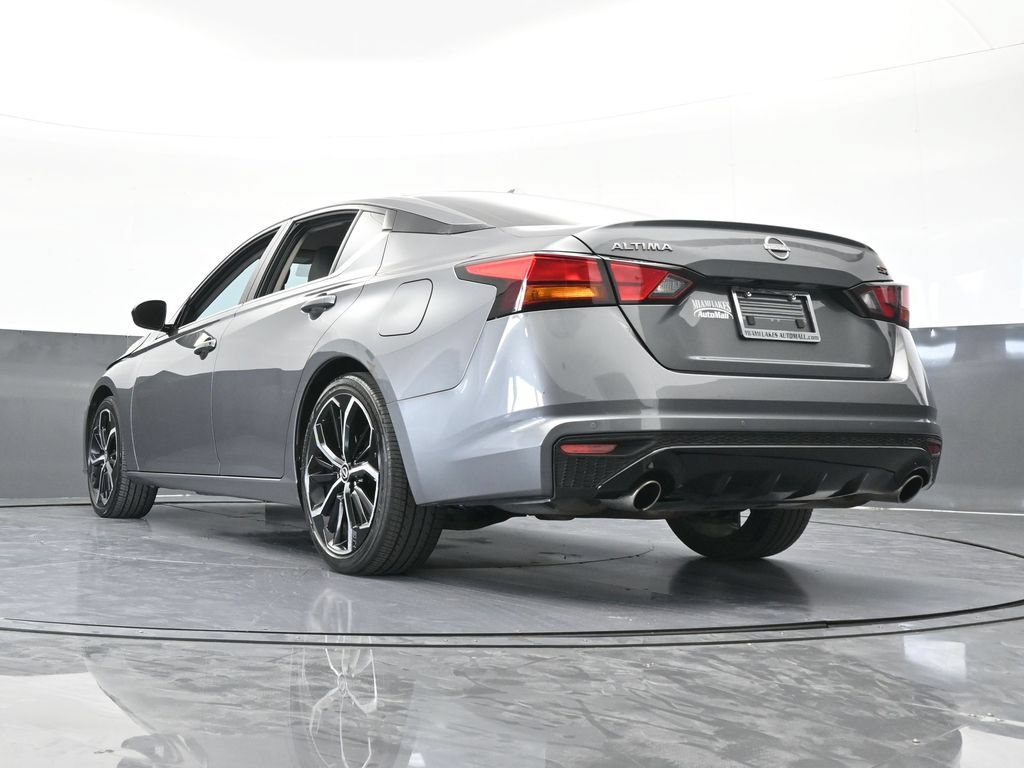 Used 2024 Nissan Altima 2.5 SR FWD image 54