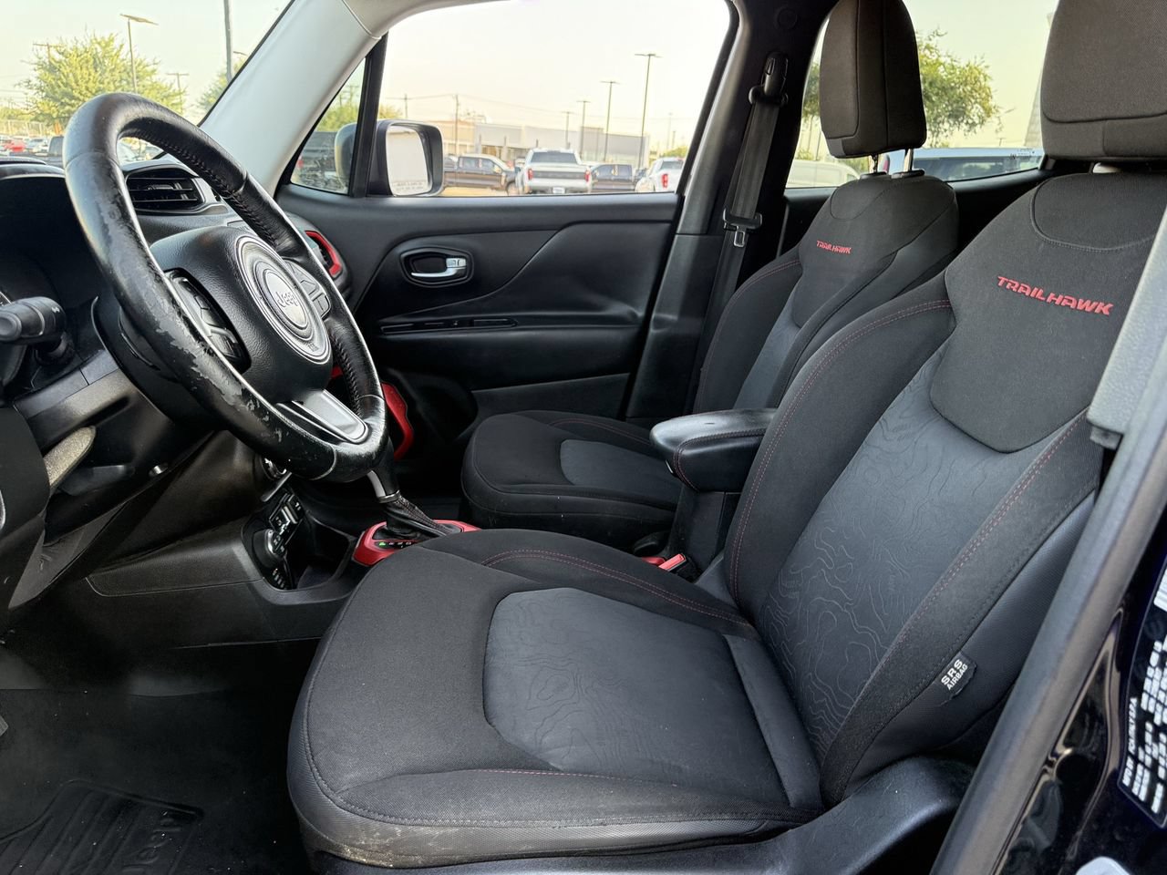 Used 2017 Jeep Renegade Trailhawk AWD/4WD image 24