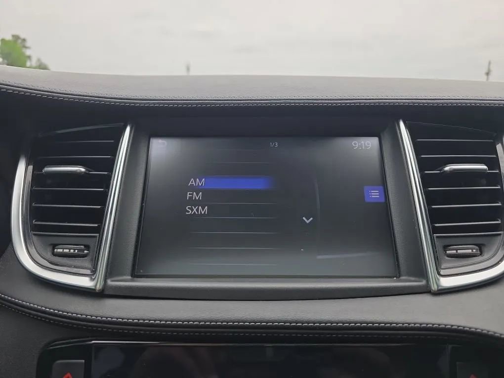 Used 2019 INFINITI QX50 Luxe FWD image 28