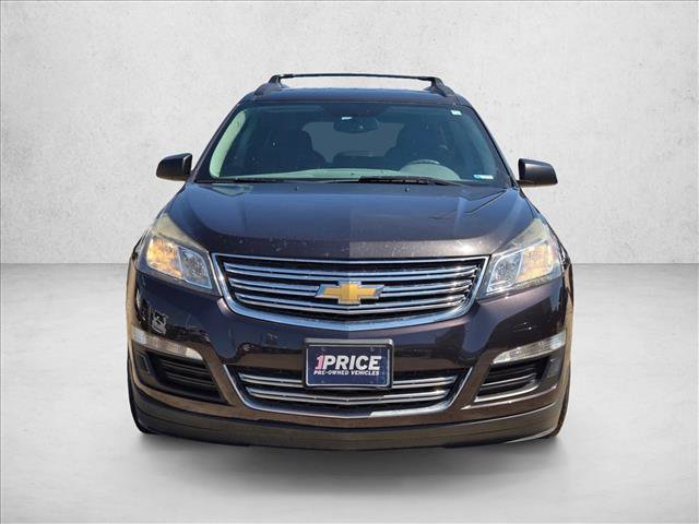 Used 2017 Chevrolet Traverse LS FWD image 2