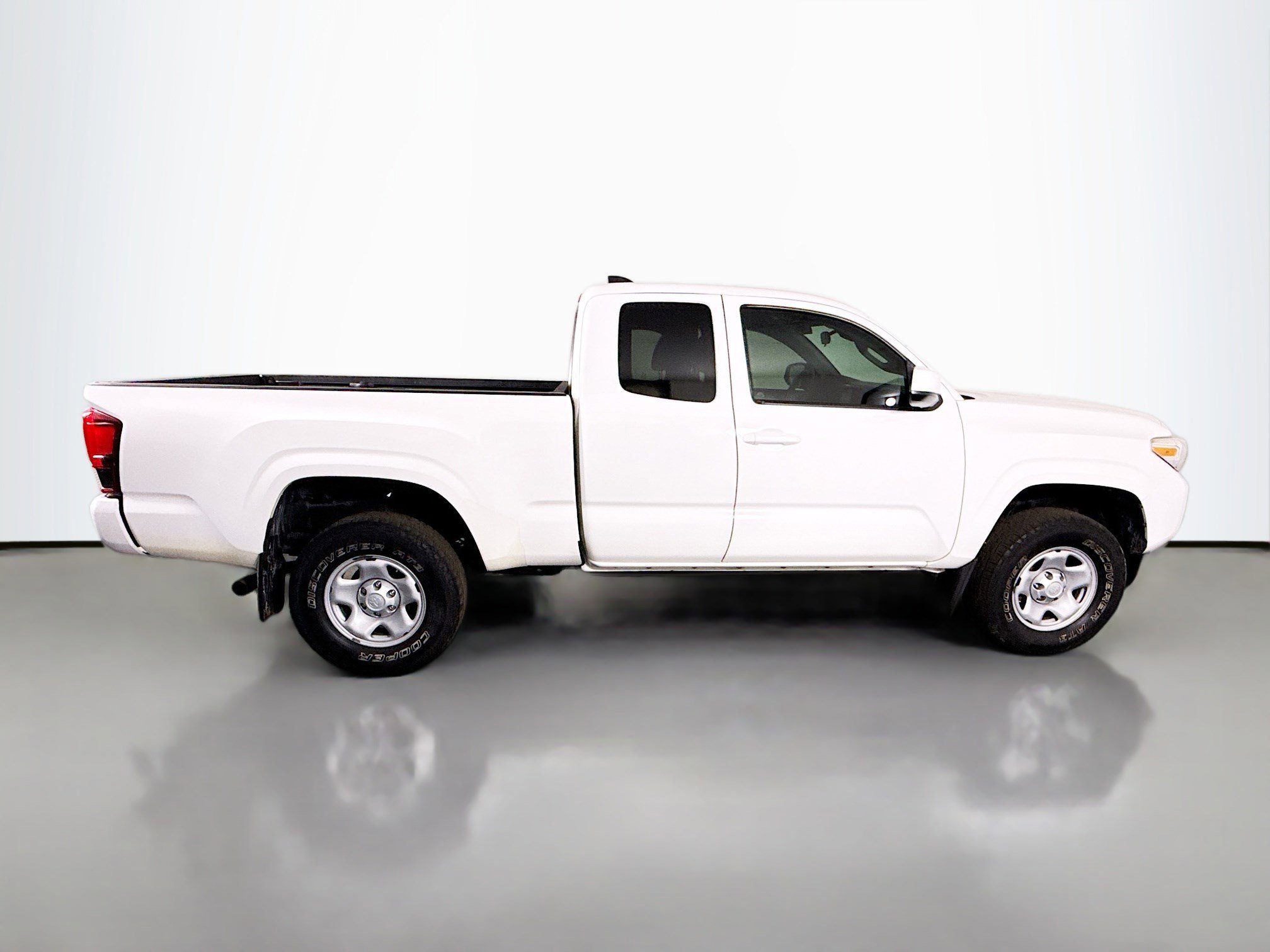 Used 2021 Toyota Tacoma SR w/ SR Convenience Package image 11