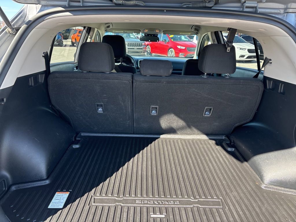 Used 2018 Kia Sportage LX w/ LX Popular Package image 11