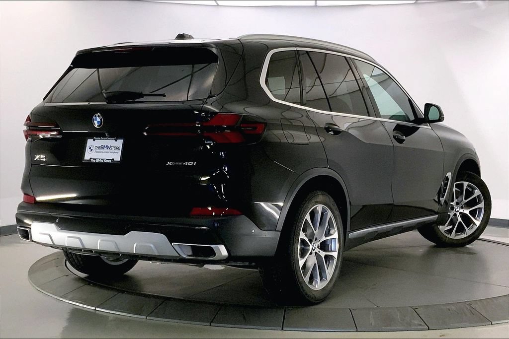 Certified 2026 BMW X5 xDrive40i w/ Premium Package AWD/4WD image 12