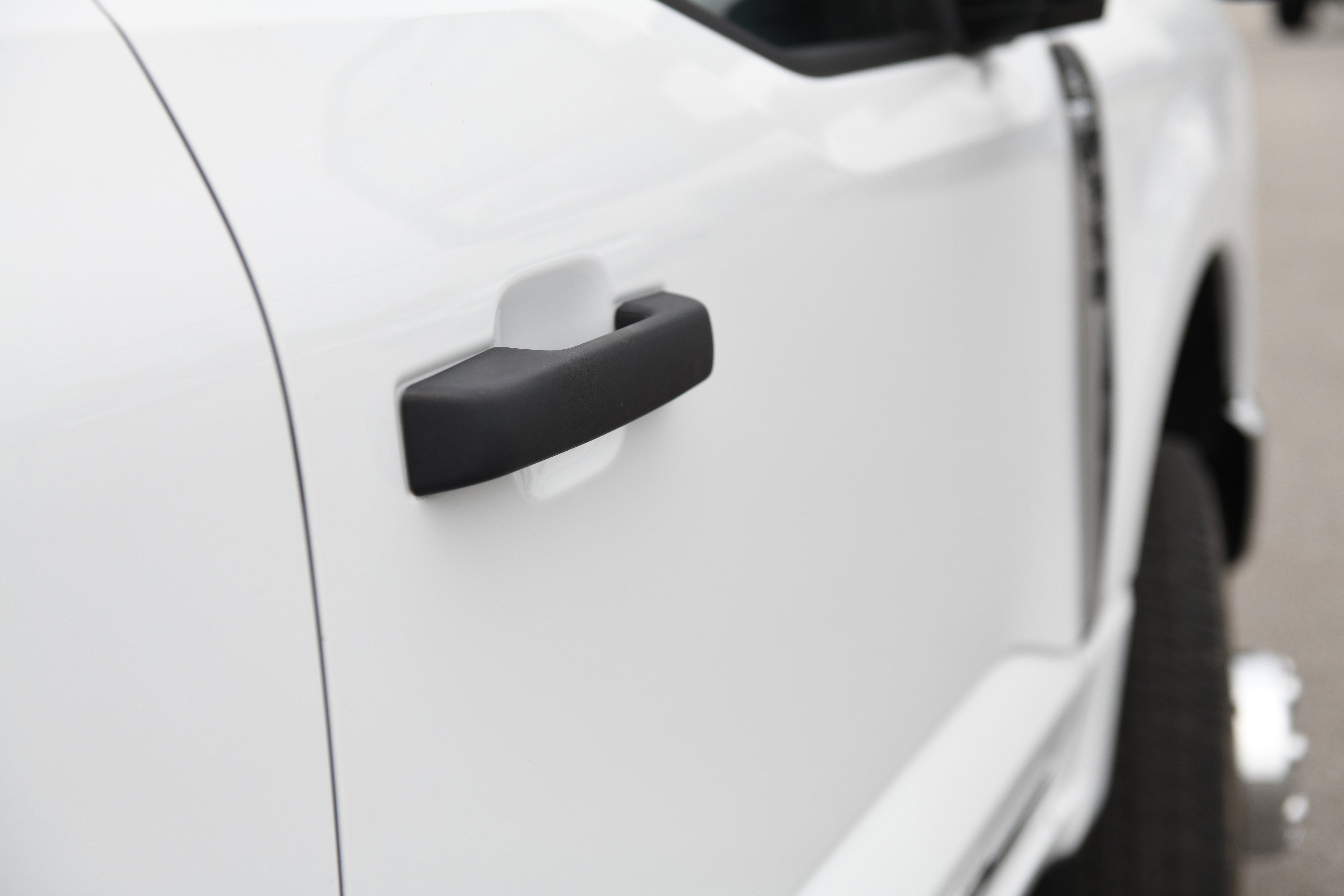 Used 2024 Ford F350 XL w/ XL Chrome Package image 8