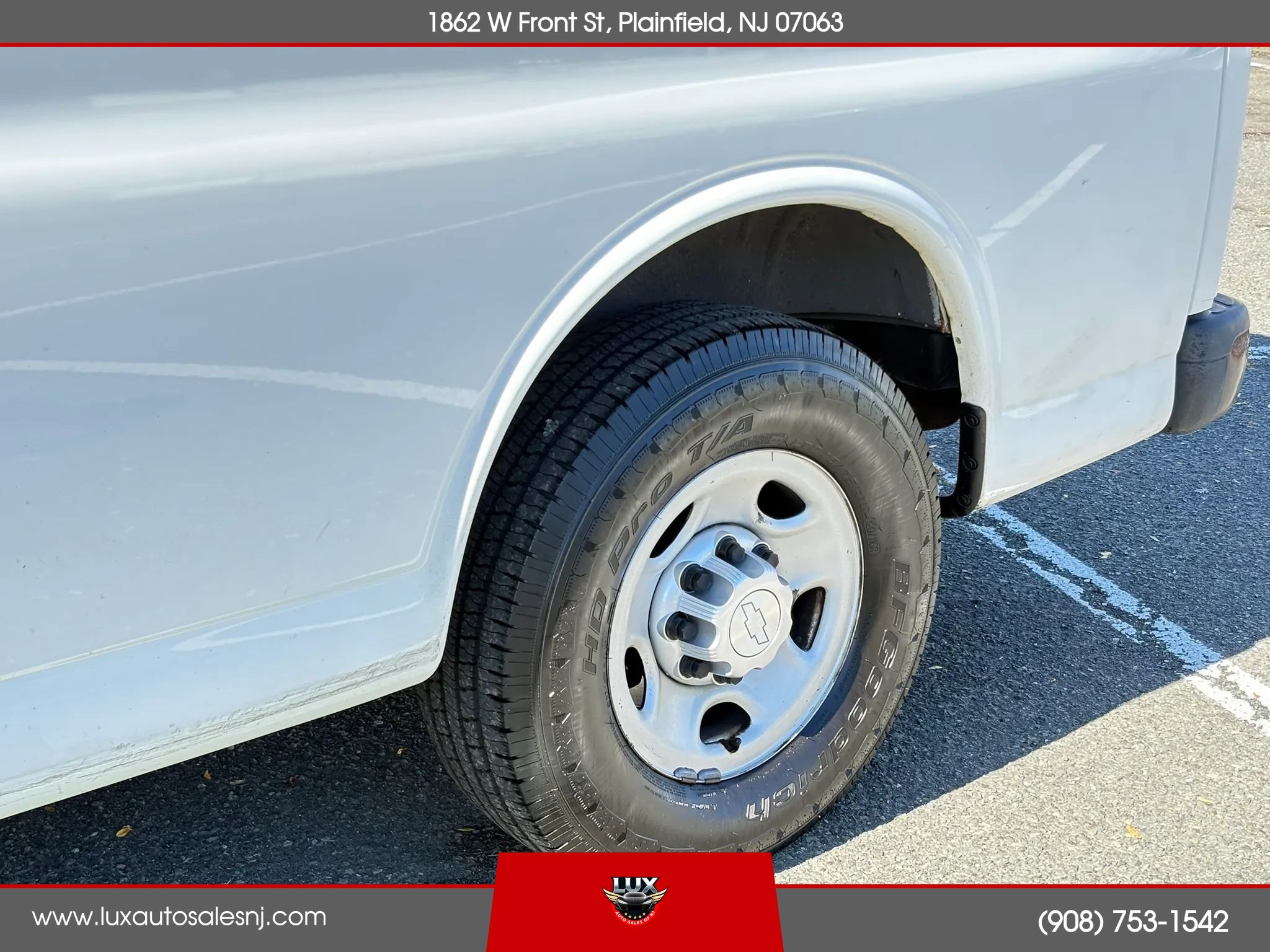Used 2016 Chevrolet Express 2500 LS RWD image 14