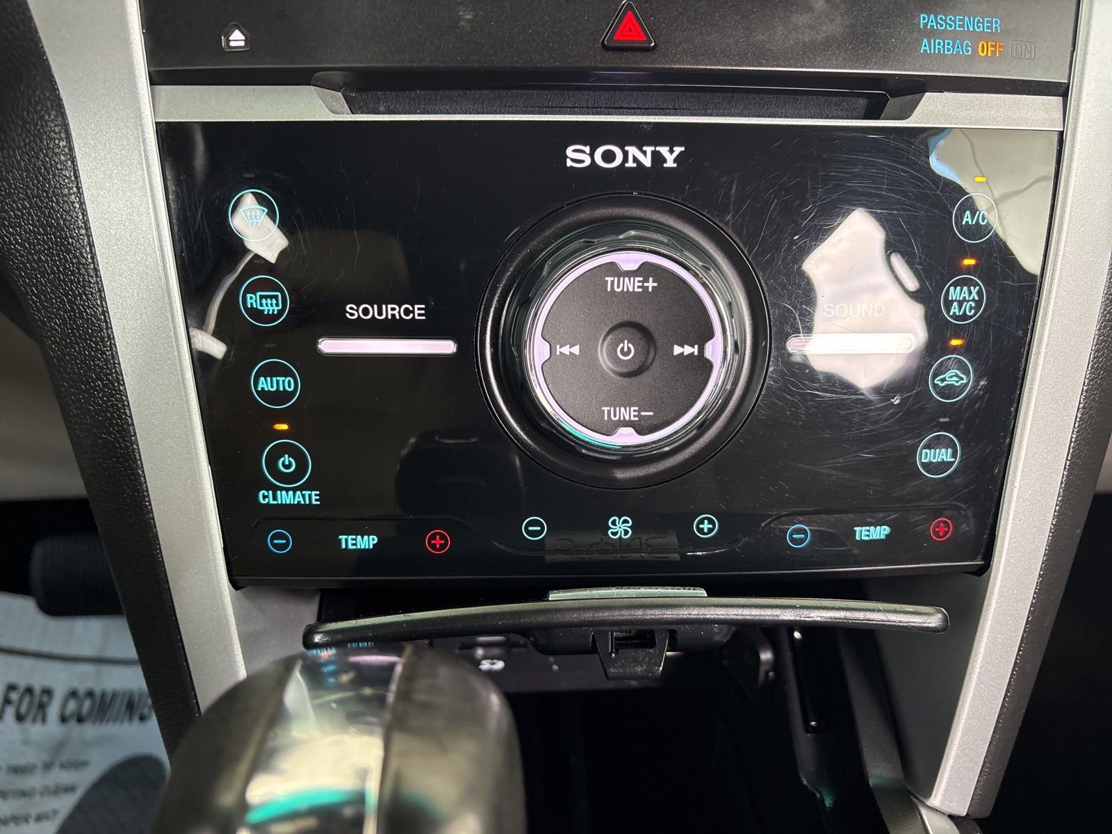 Used 2014 Ford Explorer Limited w/ Equipment Group 302A FWD image 26