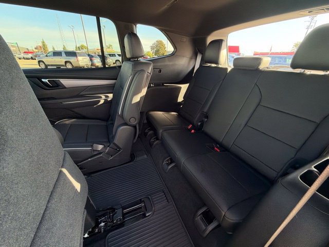 Used 2026 Buick Enclave Sport Touring w/ Power Package AWD/4WD image 27