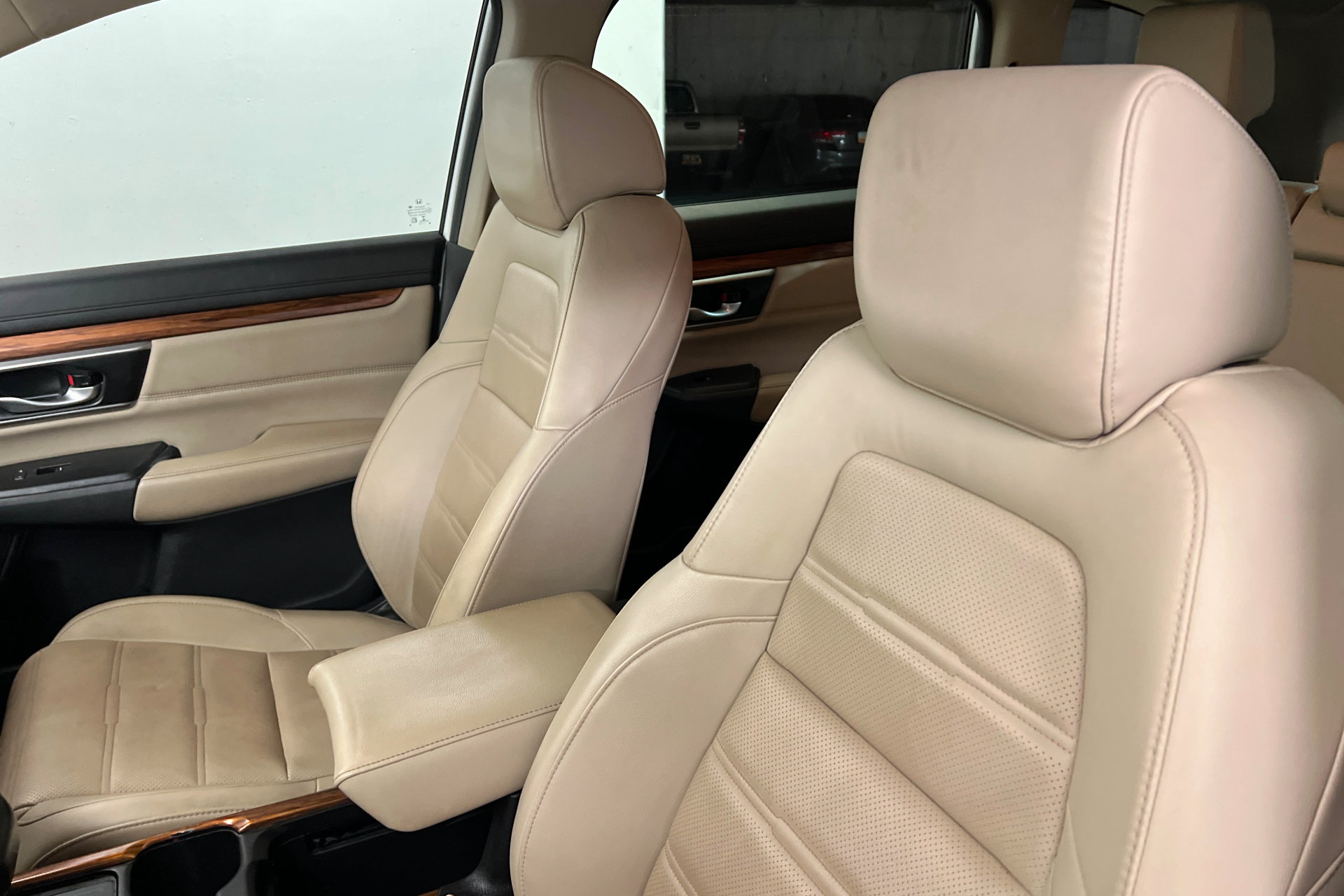 Used 2022 Honda CR-V Touring image 17