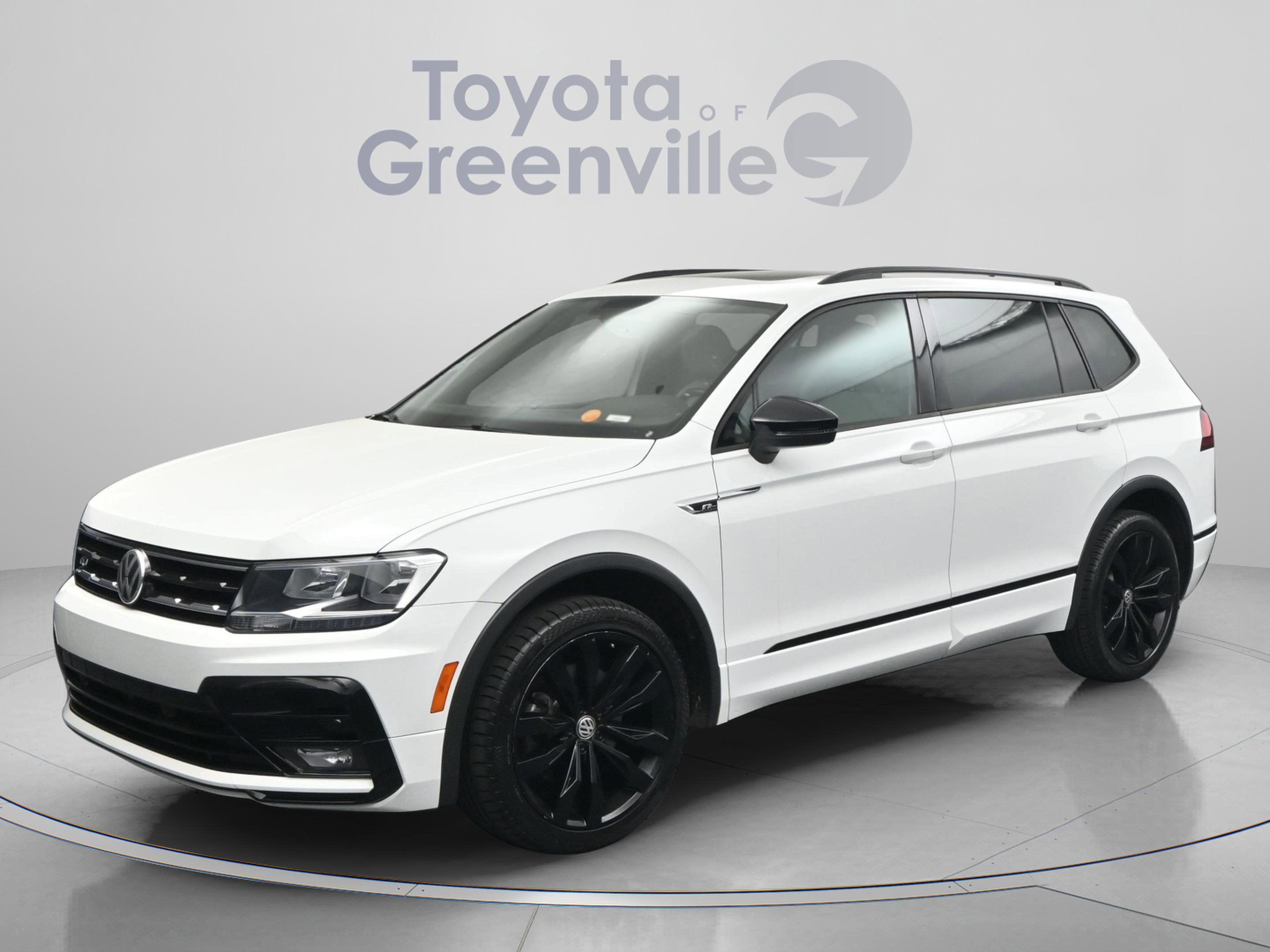 Used 2021 Volkswagen Tiguan SE R-Line FWD image 1
