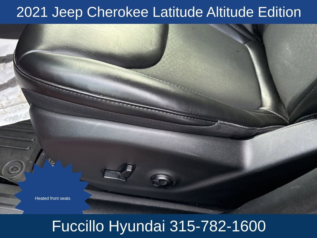Used 2021 Jeep Cherokee Latitude Plus AWD/4WD image 12