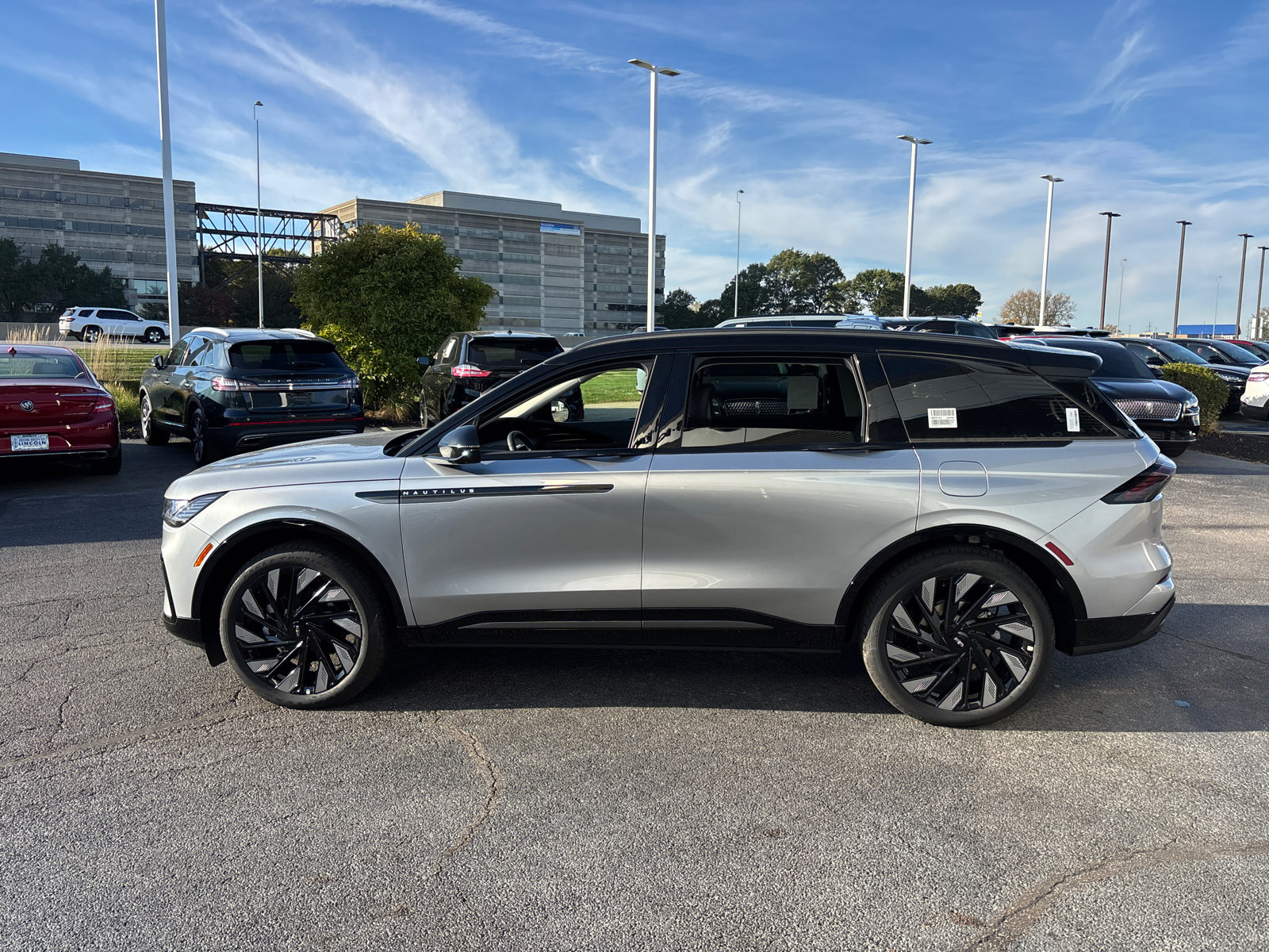 New 2026 Lincoln Nautilus Reserve image 4