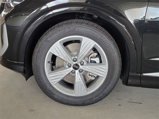 New 2026 Audi Q4 e-tron Premium image 12
