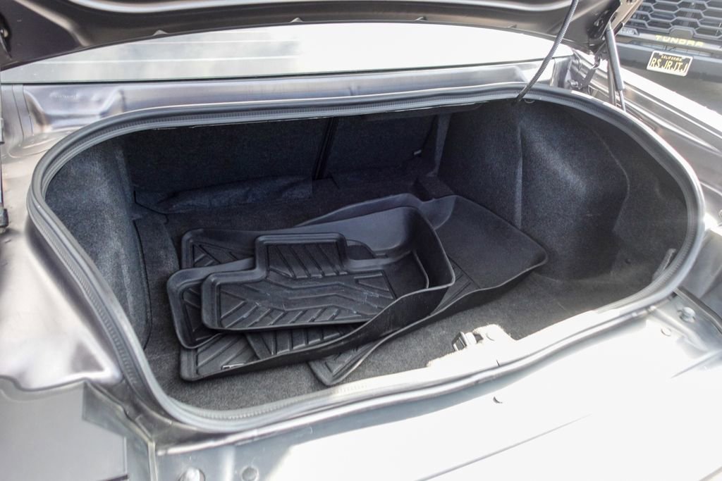 Used 2018 Dodge Challenger R/T w/ Blacktop Package image 24