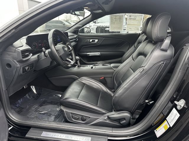 Certified 2025 Ford Mustang Premium image 18