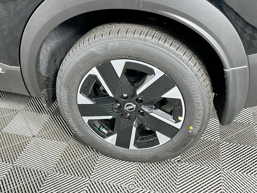 New 2026 Nissan Kicks SV w/ SV Premium Package image 38