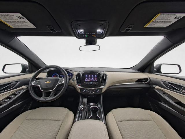 Used 2023 Chevrolet Traverse LS FWD image 13