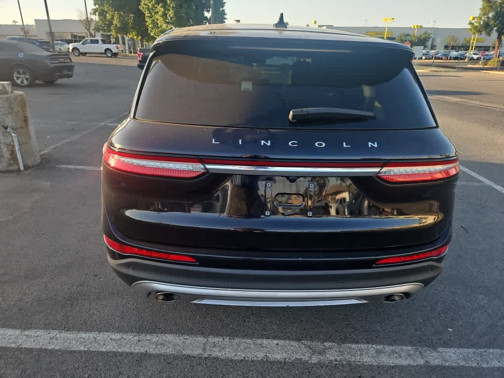 Used 2023 Lincoln Corsair FWD w/ Equipment Group 102A image 7