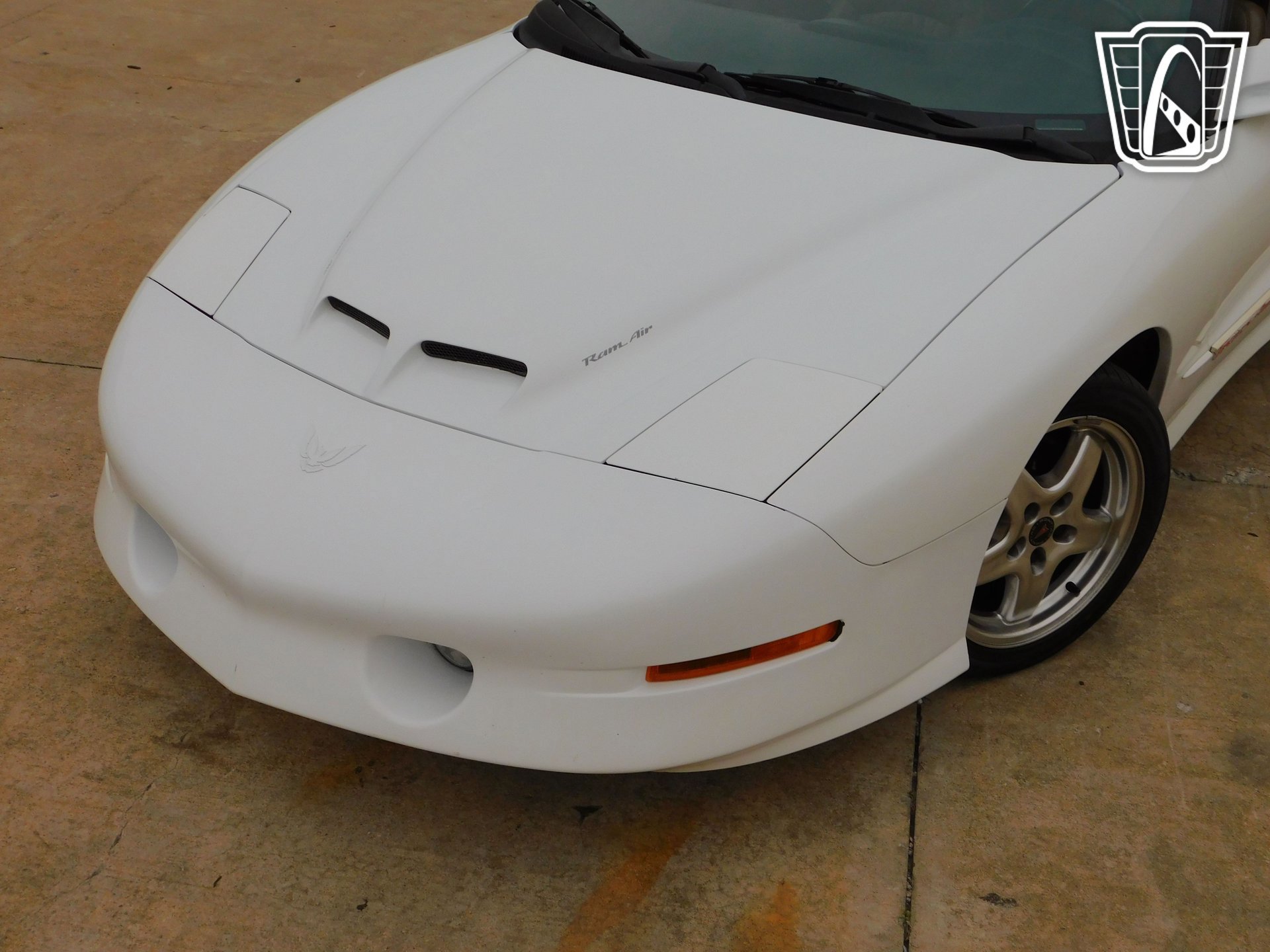 Used 1996 Pontiac Firebird Coupe image 38