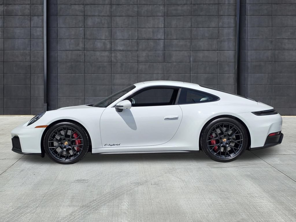 Certified 2025 Porsche 911 Carrera 4 GTS AWD/4WD image 3