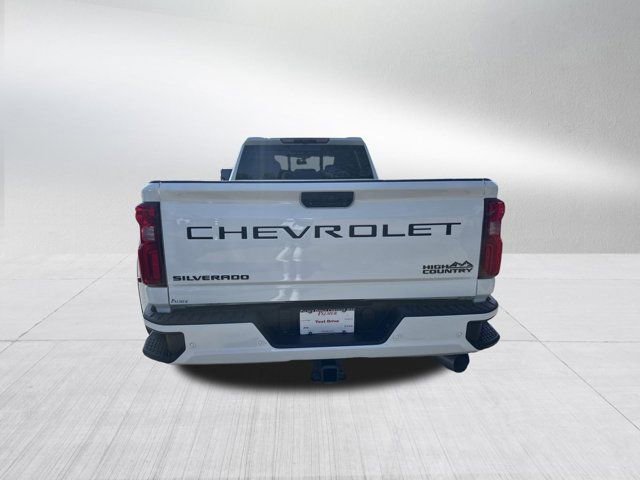 Used 2024 Chevrolet Silverado 3500 High Country w/ LPO, Dark Essentials Package AWD/4WD image 7