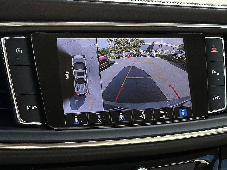 Used 2024 Buick Enclave Avenir w/ Avenir Technology Package FWD image 17