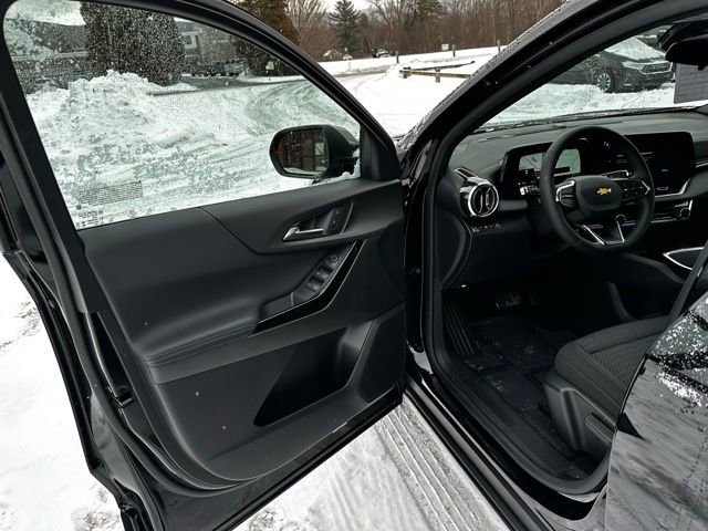 New 2026 Chevrolet Equinox LT image 16