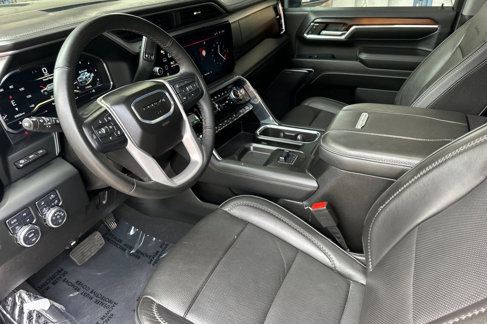 Certified 2024 GMC Sierra 2500 Denali w/ Denali Reserve Package image 10