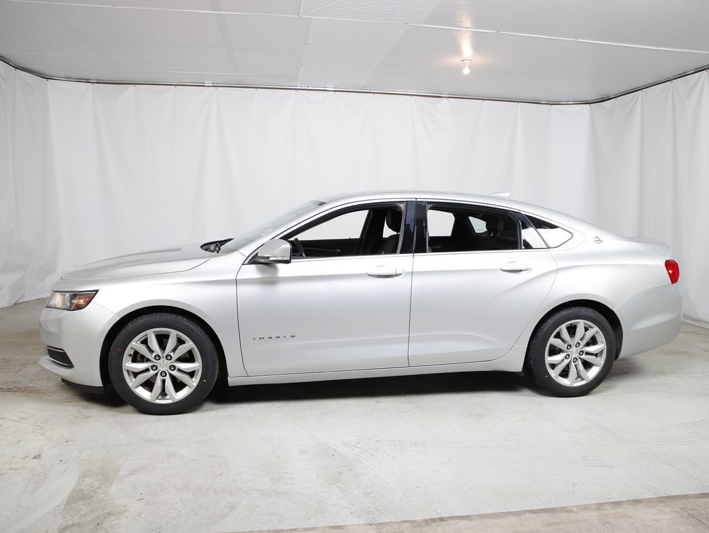 Used 2016 Chevrolet Impala LT w/ Convenience Package FWD image 17