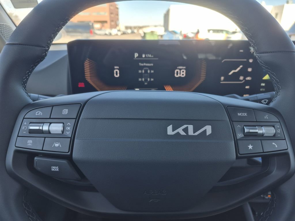 New 2026 Kia K4 EX image 18