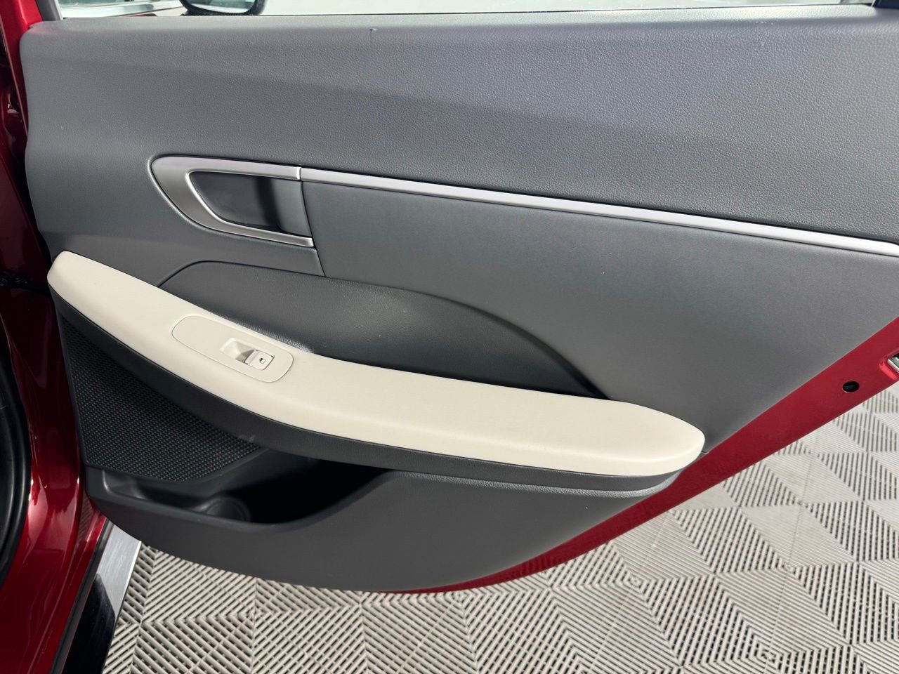 Used 2025 Hyundai Sonata SEL image 23