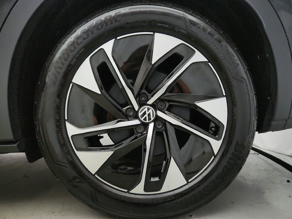Used 2022 Volkswagen ID.4 Pro S AWD/4WD image 30