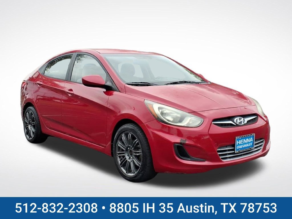 Used 2012 Hyundai Accent GLS w/ Comfort Pkg 2