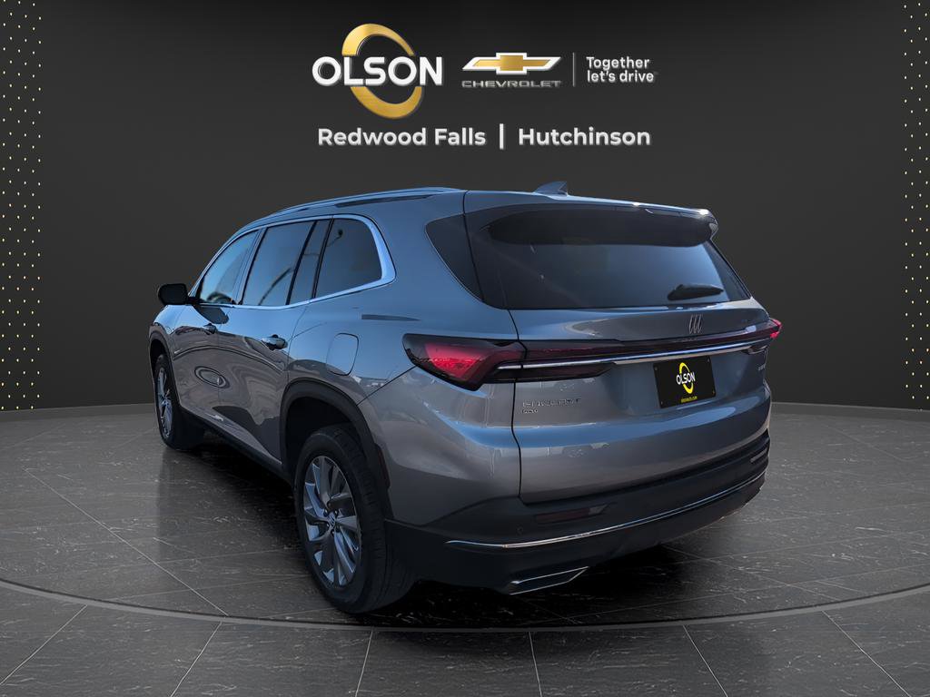 Used 2025 Buick Enclave Preferred image 3