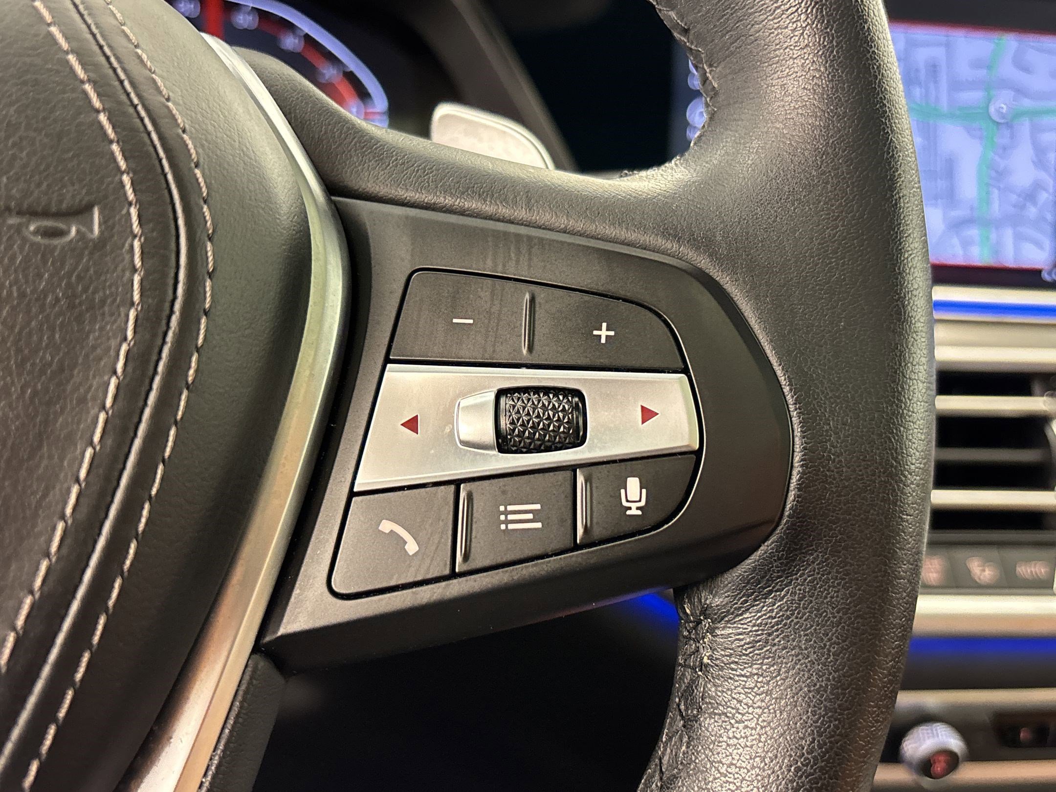 Certified 2023 BMW X5 sDrive40i w/ Climate Comfort Package image 24