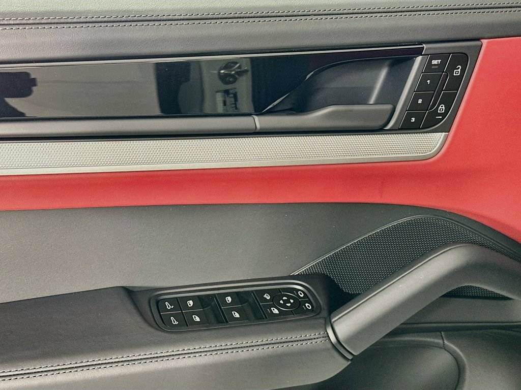 New 2026 Porsche Cayenne AWD/4WD image 20