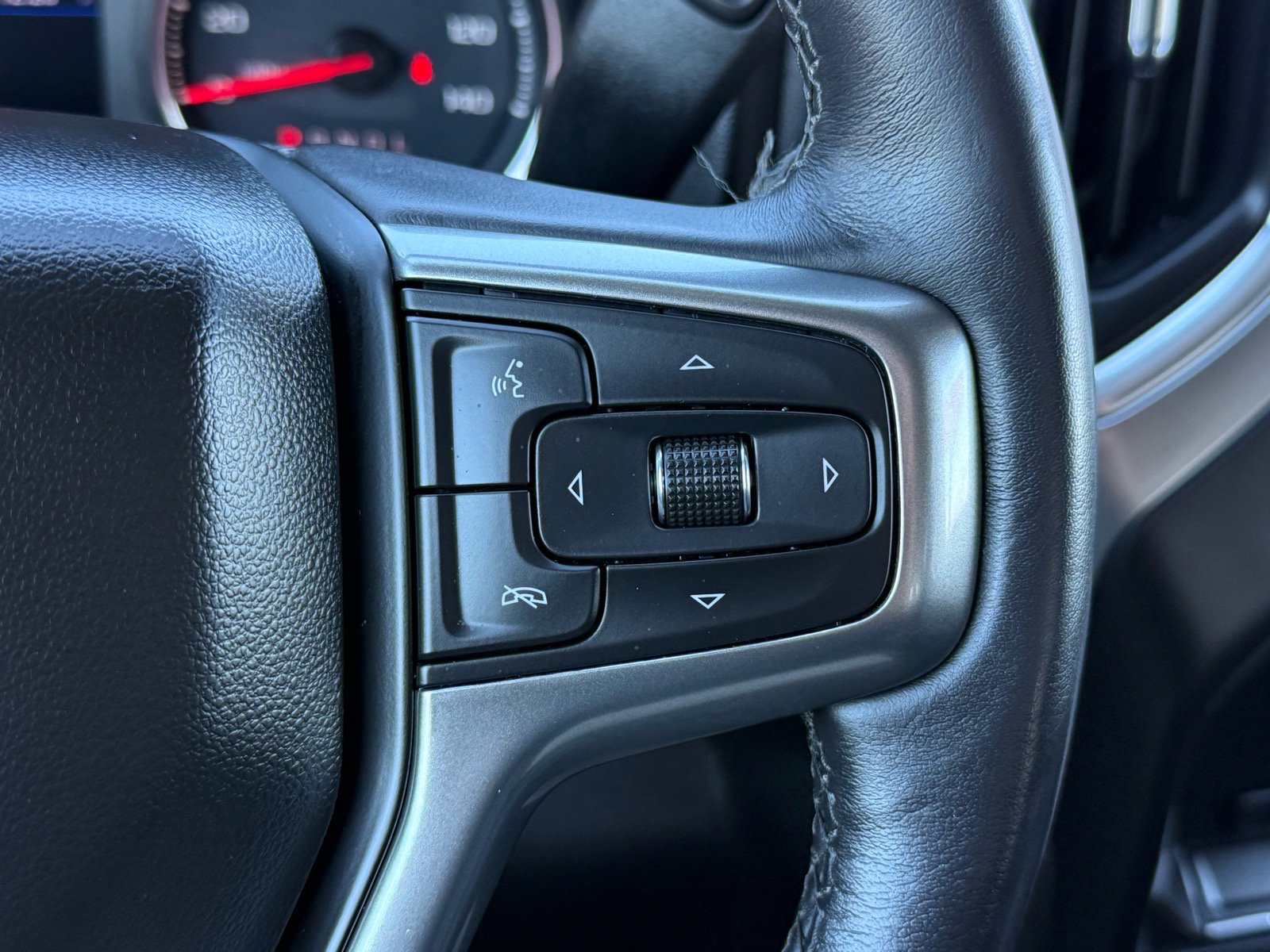 Used 2019 Chevrolet Silverado 1500 LT w/ All-Star Edition image 16