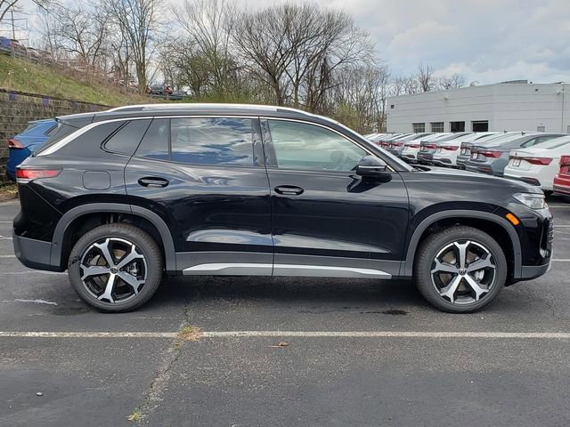 New 2026 Volkswagen Tiguan SE image 2