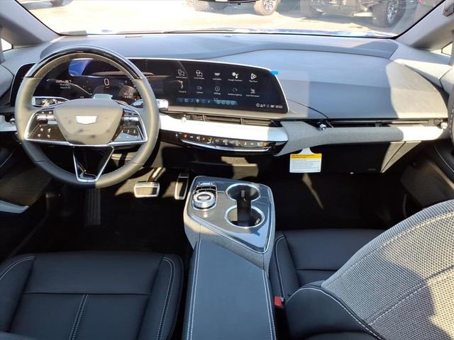 New 2026 Cadillac Optiq Luxury 1 RWD image 18