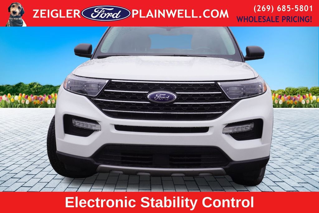 Used 2020 Ford Explorer XLT w/ Equipment Group 202A image 12