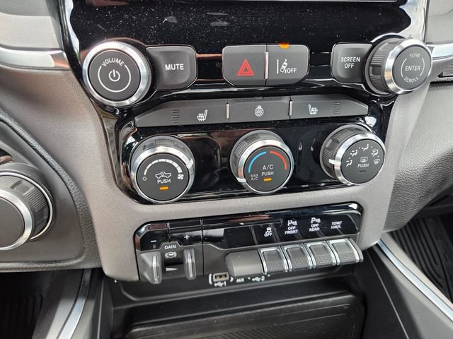 Used 2025 RAM 1500 Big Horn AWD/4WD image 26