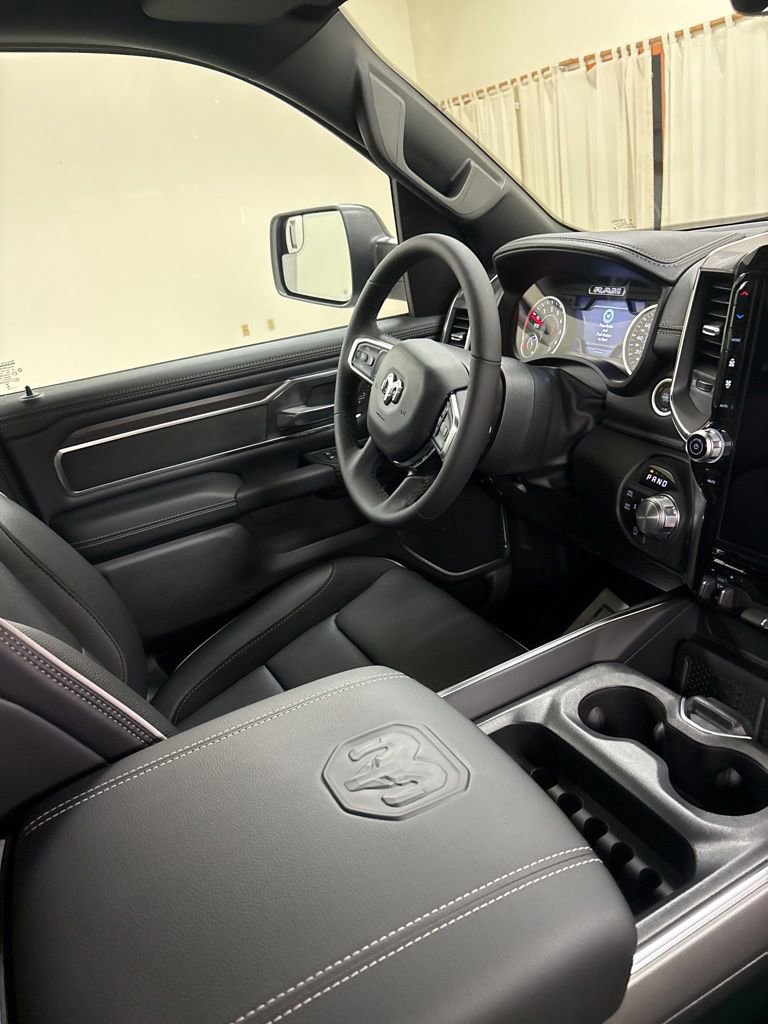 New 2026 RAM 1500 Laramie AWD/4WD image 29
