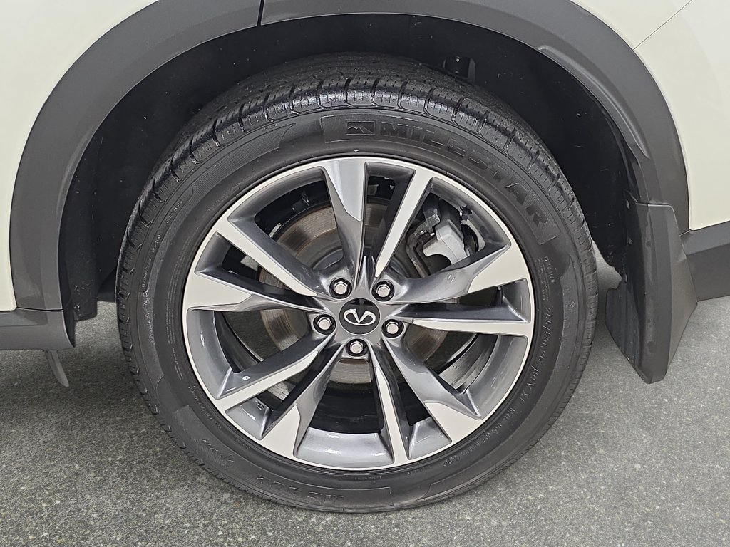 Certified 2023 INFINITI QX60 Luxe w/ Vision Package AWD/4WD image 30