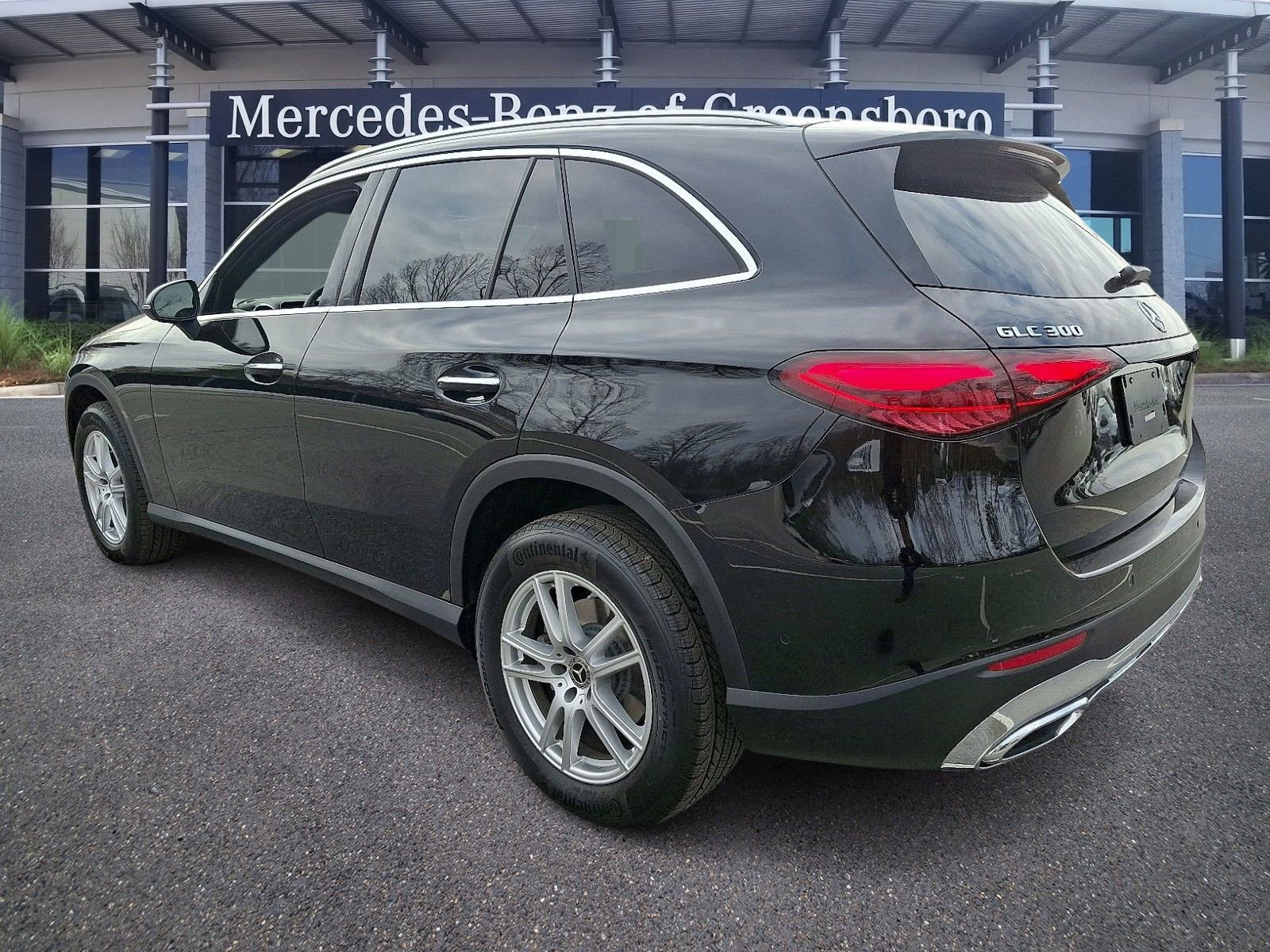 Certified 2025 Mercedes-Benz GLC 300 4MATIC image 6