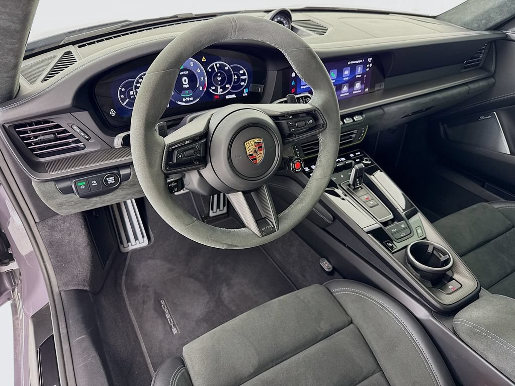 Used 2026 Porsche 911 Carrera 4 GTS AWD/4WD image 4