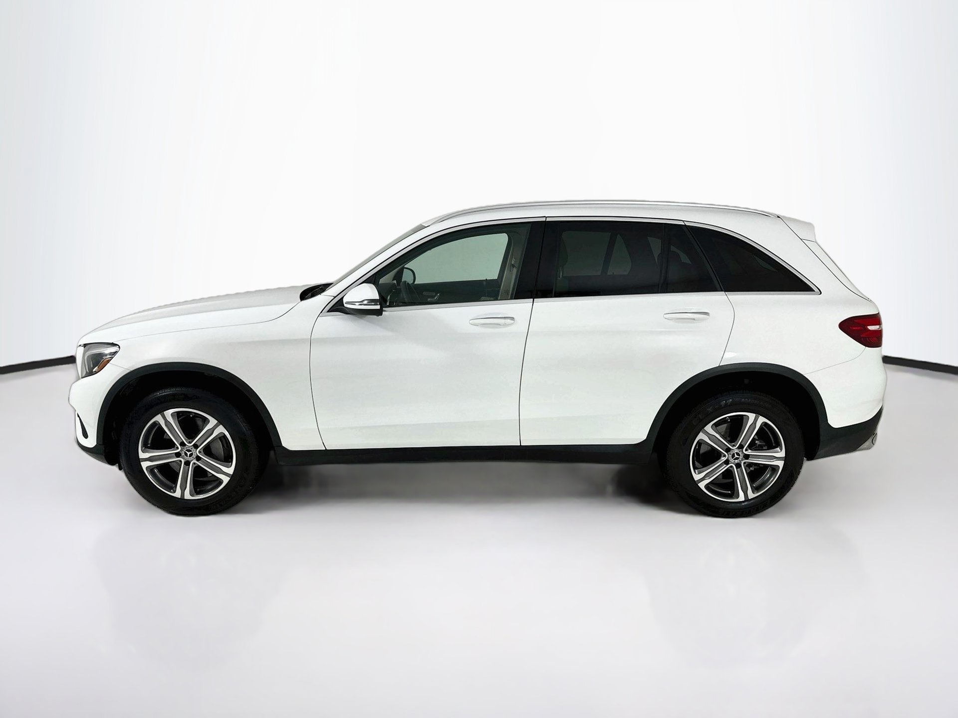 Used 2019 Mercedes-Benz GLC 300 image 5