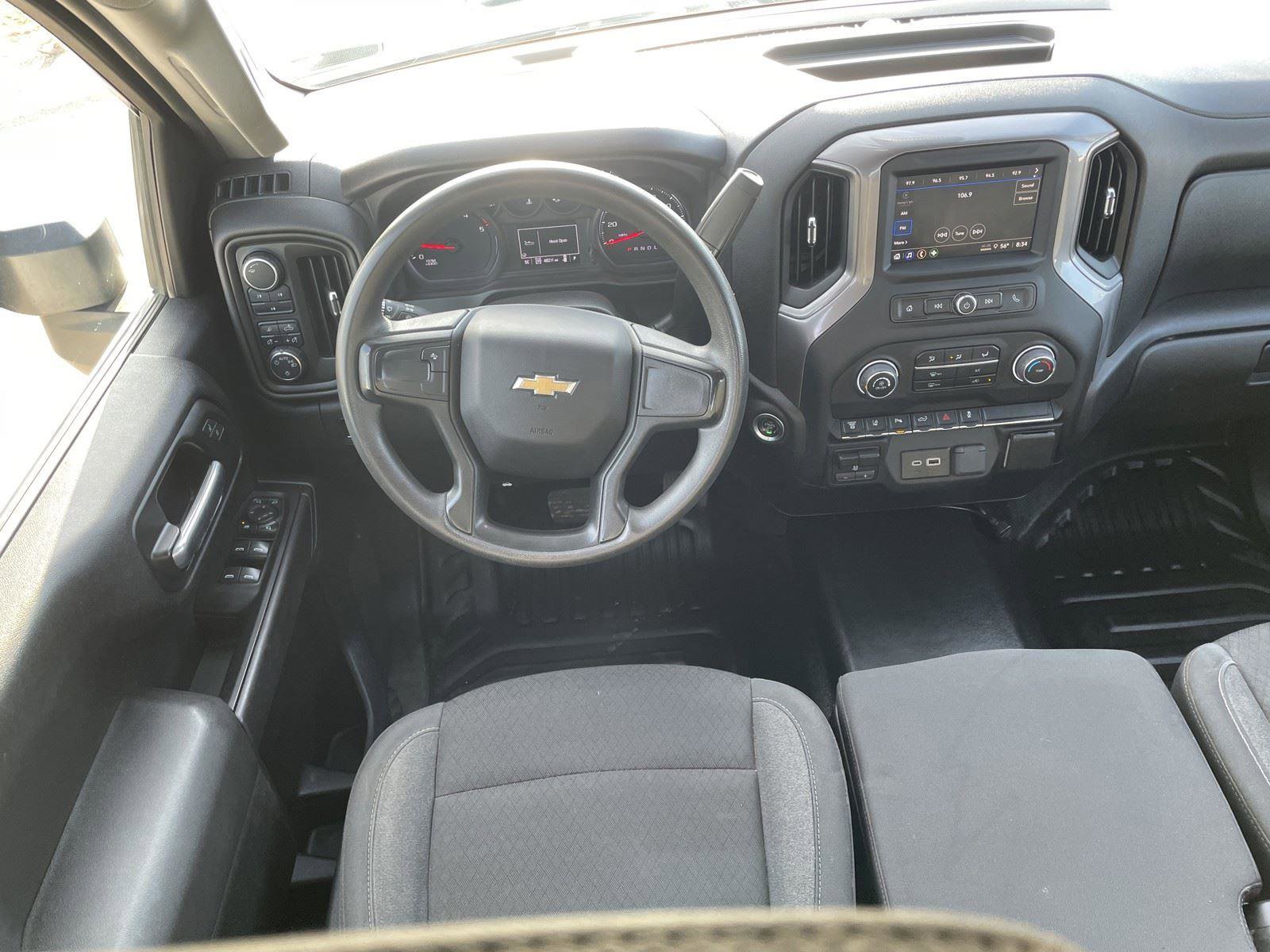 Used 2024 Chevrolet Silverado 2500 W/T w/ WT/CX Safety Package AWD/4WD image 25